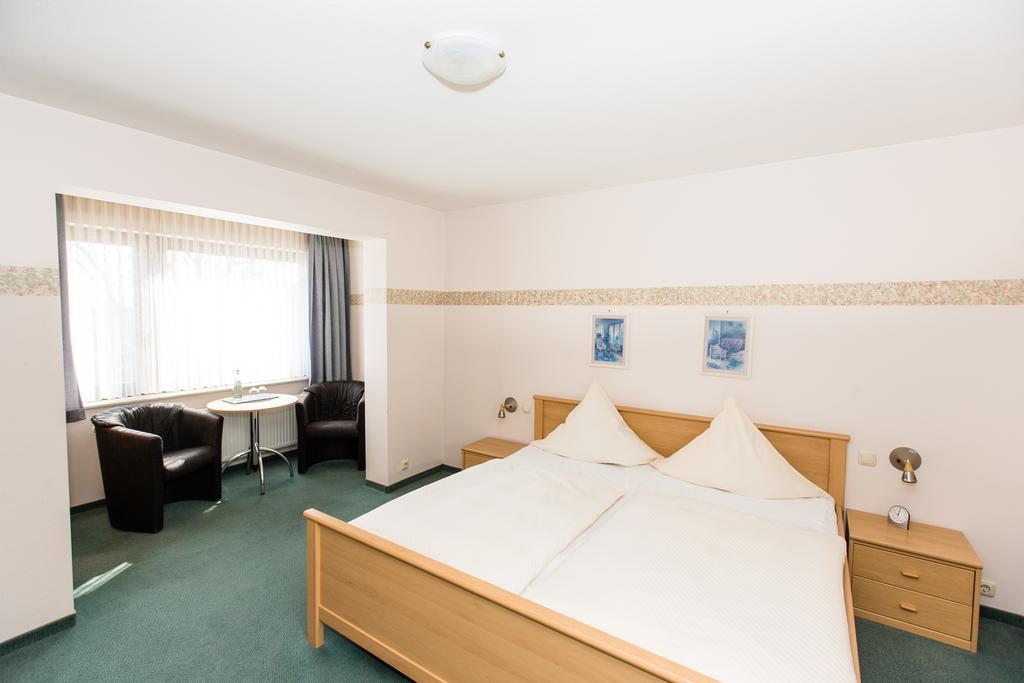 Hotel Roeb Nideggen Extérieur photo