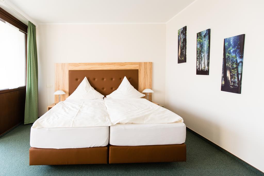 Hotel Roeb Nideggen Chambre photo