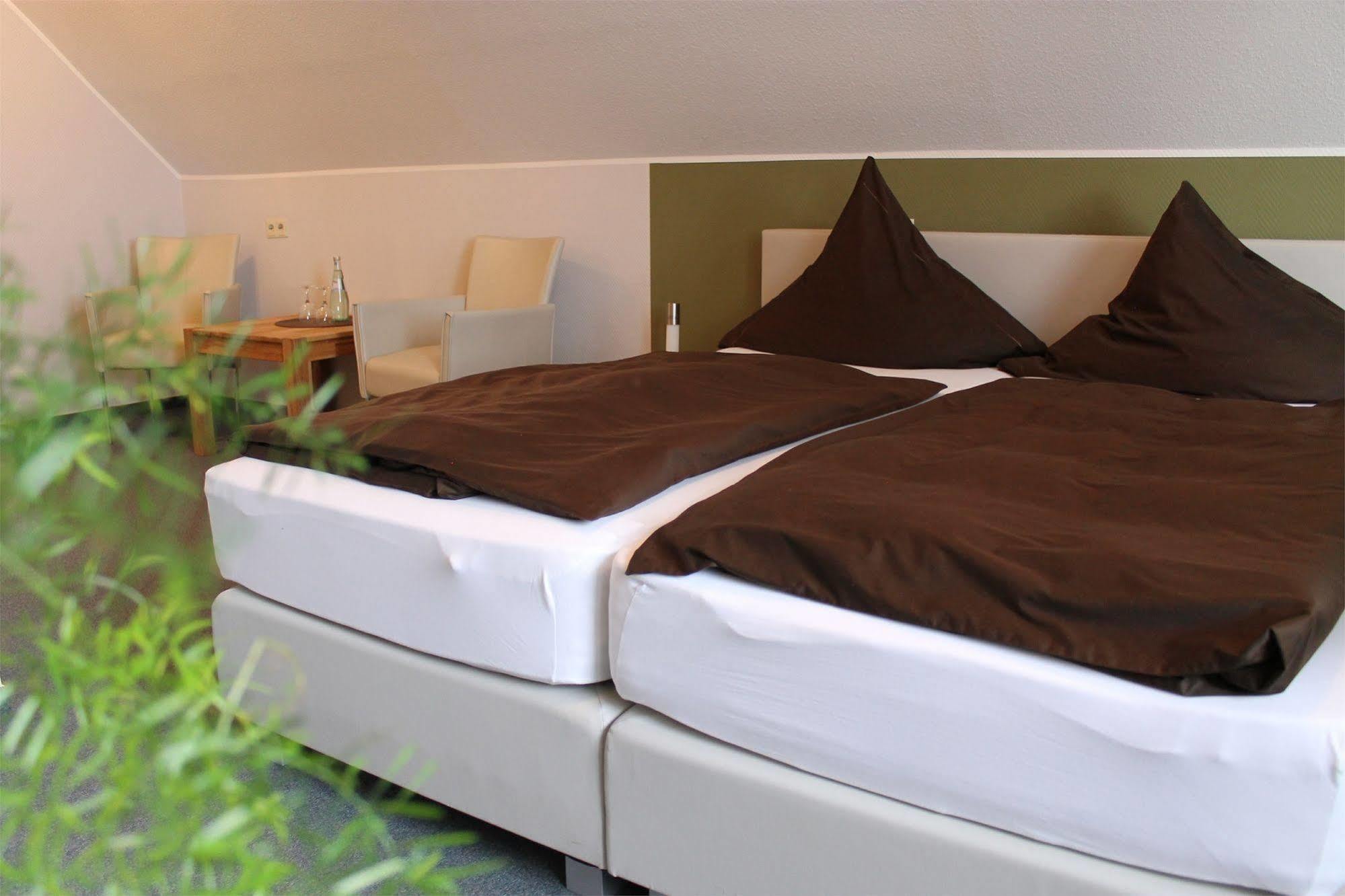 Hotel Roeb Nideggen Extérieur photo